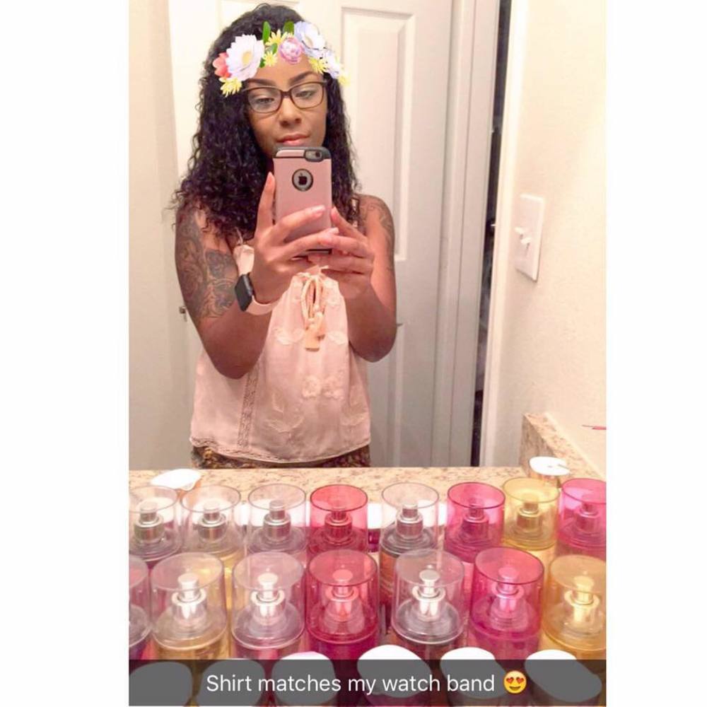 Meet your Posher, Alexus